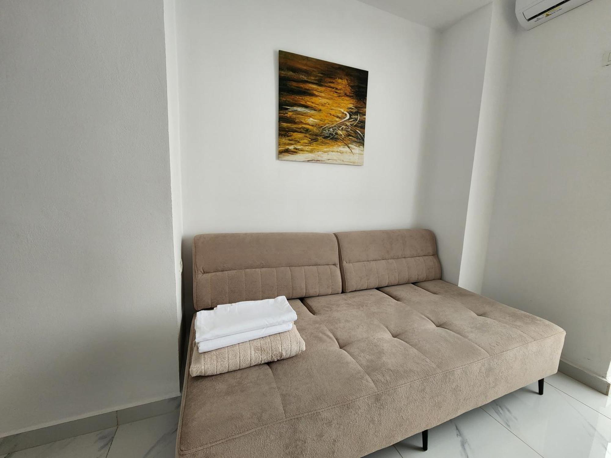 Central Tirana Apartment Getaway Екстер'єр фото